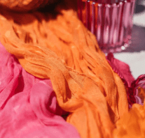 chemin de table rosse